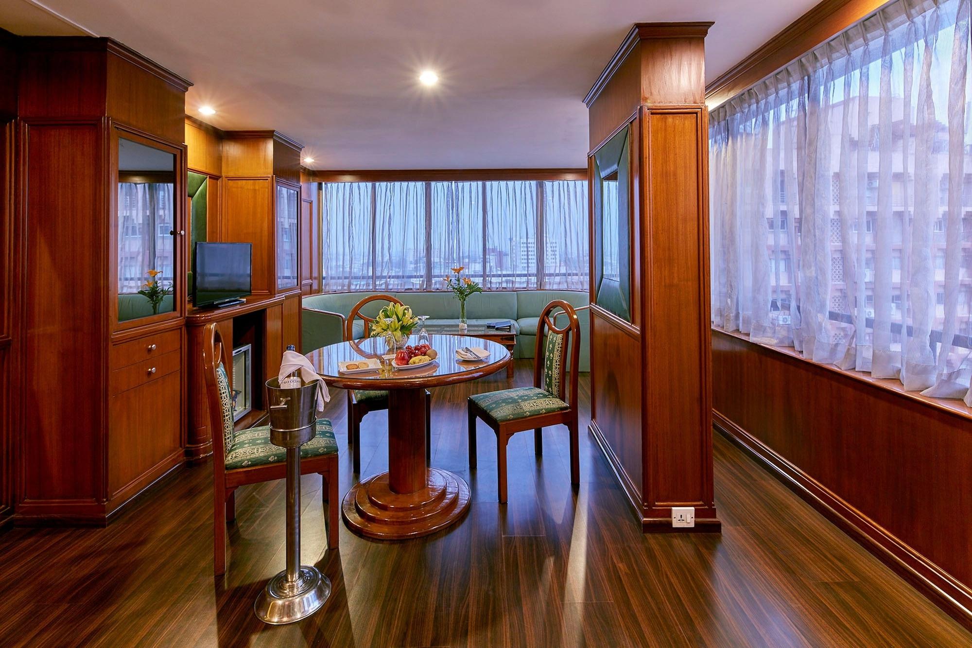Royal Orchid Central Bangalore, Mg Road Экстерьер фото