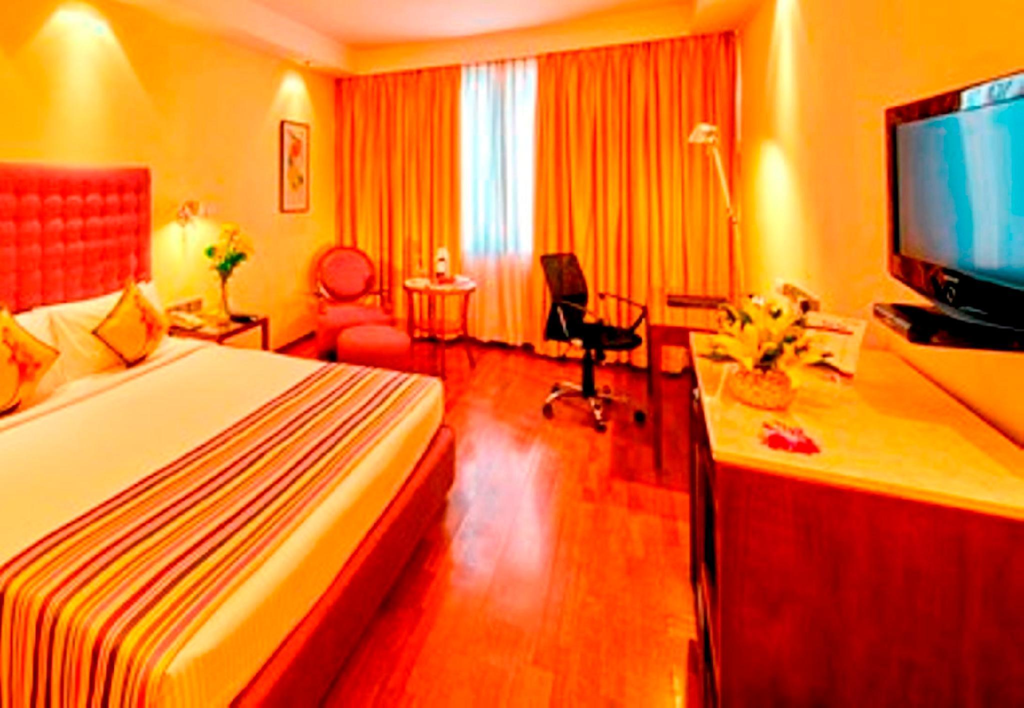 Royal Orchid Central Bangalore, Mg Road Экстерьер фото