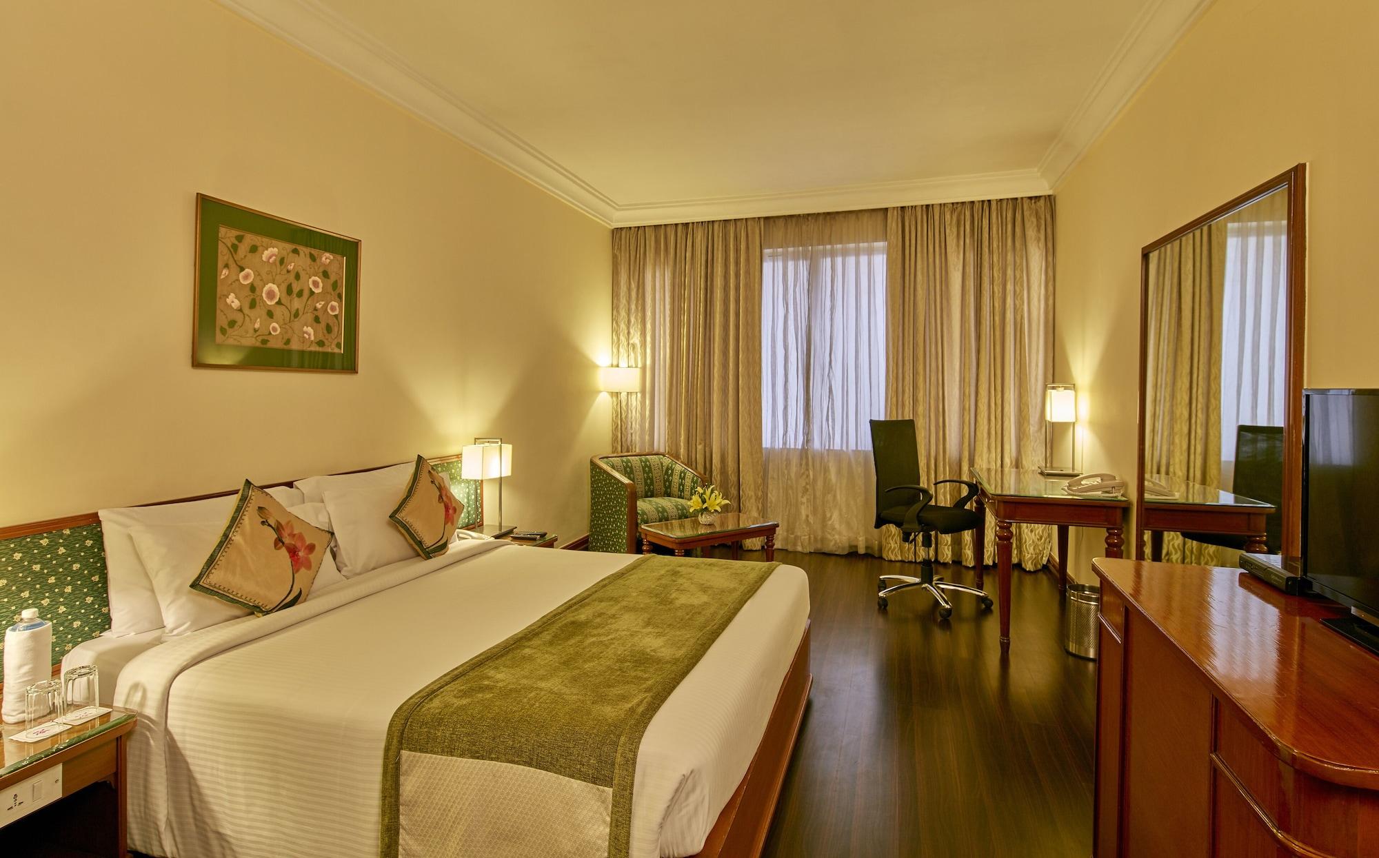 Royal Orchid Central Bangalore, Mg Road Экстерьер фото