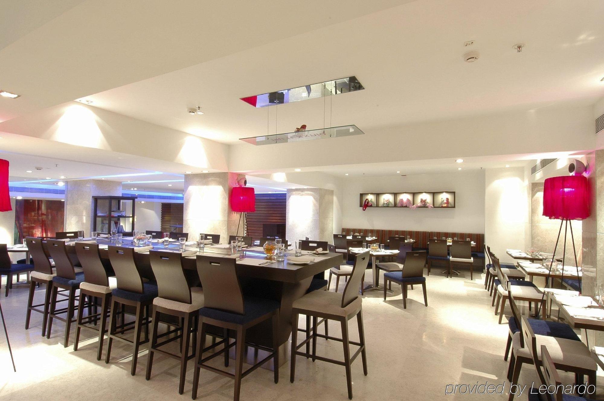 Royal Orchid Central Bangalore, Mg Road Ресторан фото