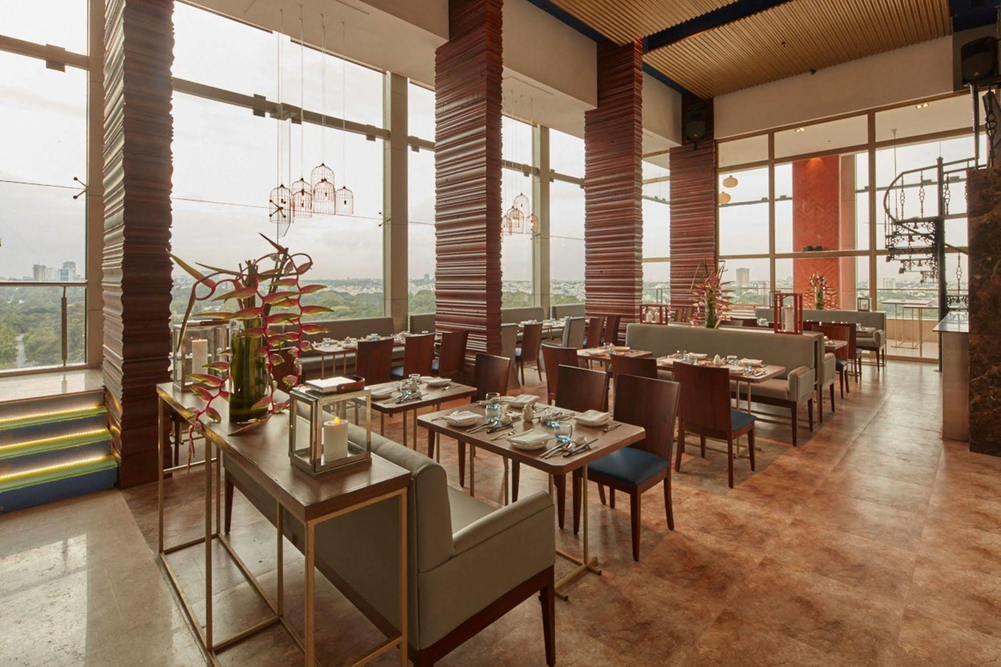 Royal Orchid Central Bangalore, Mg Road Экстерьер фото