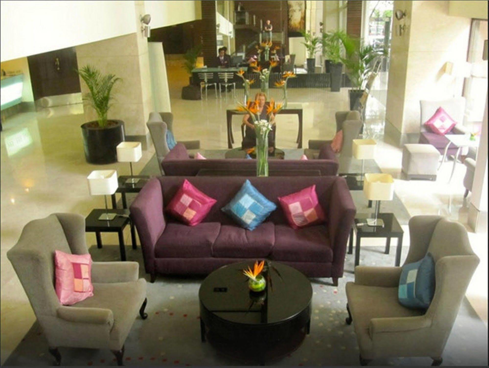 Royal Orchid Central Bangalore, Mg Road Экстерьер фото